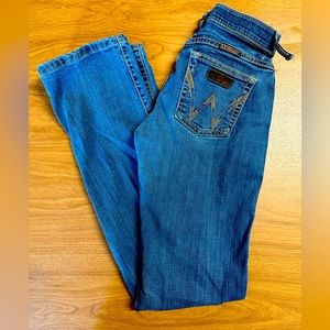 Wrangler Q Baby size 1/2x34 jeans. Good condition.